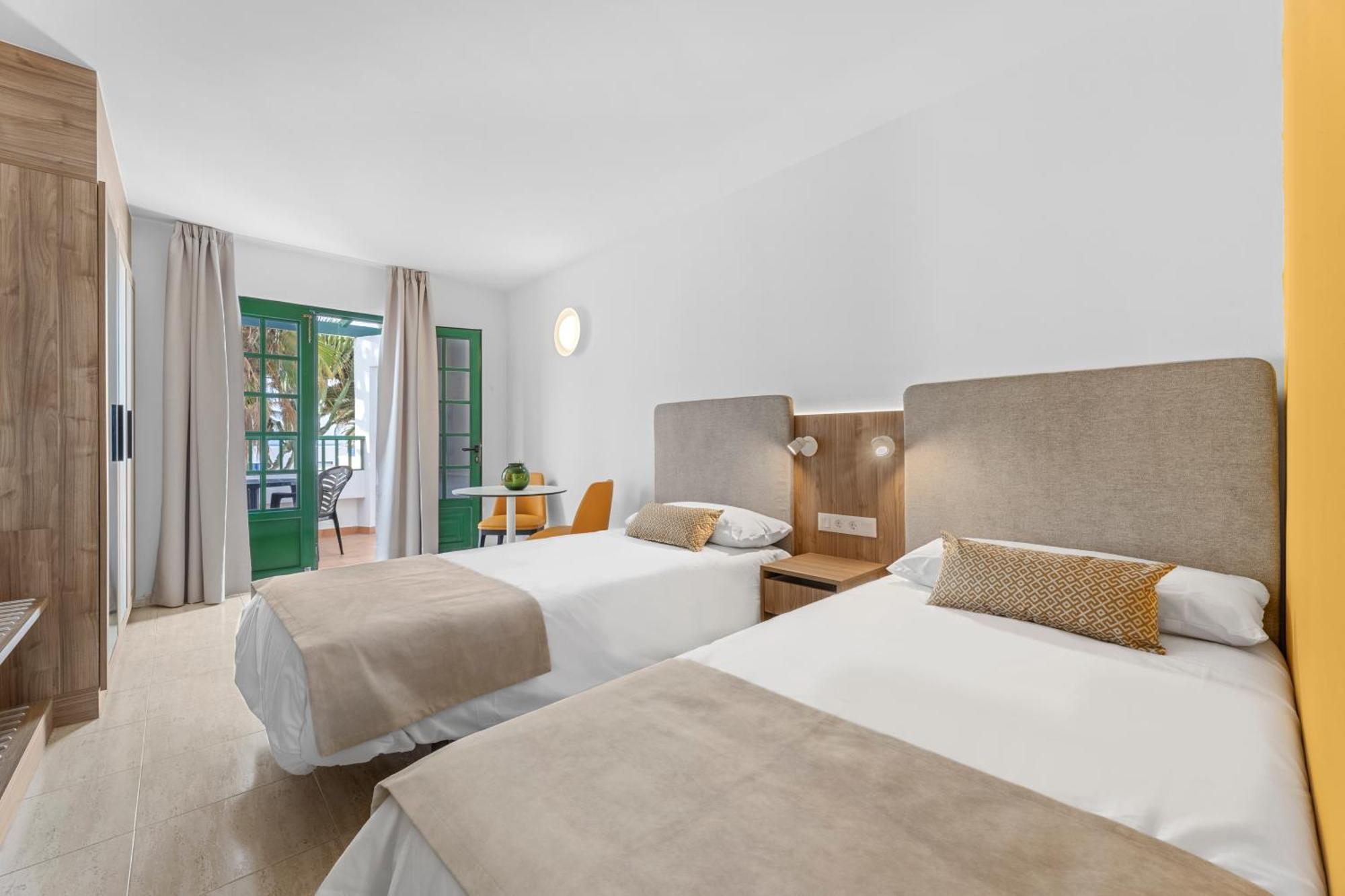 Apartamentos Tropicana Пуэрто дель Кармен Экстерьер фото