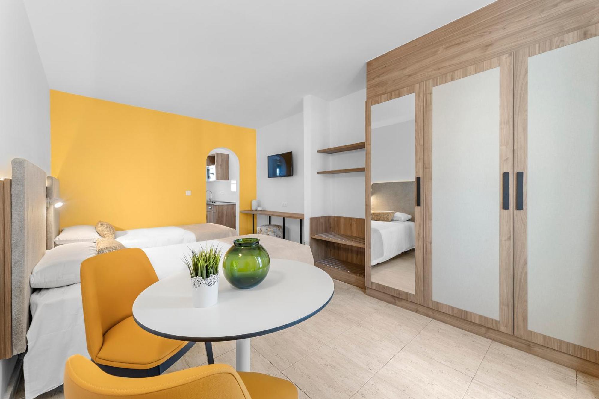 Apartamentos Tropicana Пуэрто дель Кармен Экстерьер фото